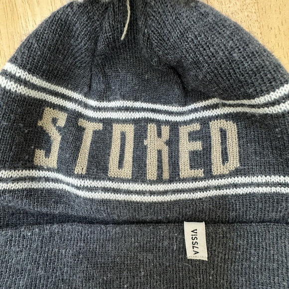 Lot of 4 Winter Beanies Mixed Brands Knit Caps Unisex Fashion Accessories - Picture 7 of 10